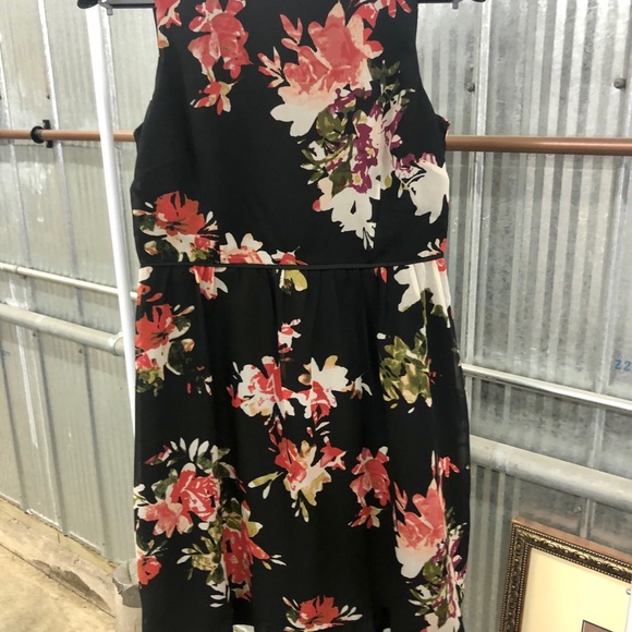 Ann Taylor dress - Picture 2 of 5